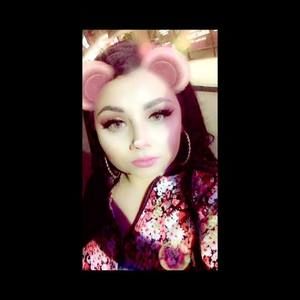 Meet your Posher, Marina